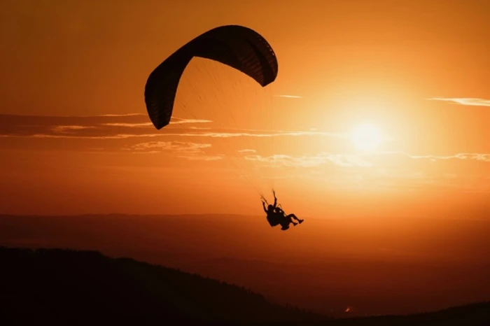 Paragliding Marrakech: Agafay Desert Sunset Soar - activities for rent in marrakech - RENTS.ma