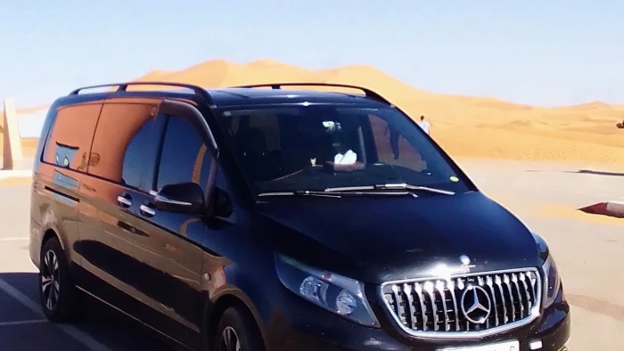 Transfert Taxi Marrakech -  Aeroport Marrakech navette médina ville - airport-taxis for rent in marrakech - RENTS.ma