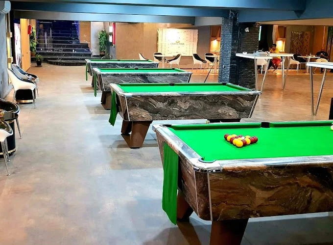 Crown Pool Fes – The Art of Precision and Strategy - billiard for rent in fes - RENTS.ma