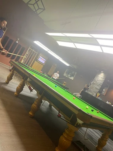 John Parris Club – Premium Pool Hall in Fes - billiard for rent in fes - RENTS.ma