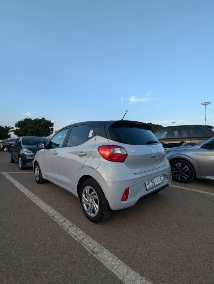 Location à Agadir –  Hyundai i10 - cars for rent on RENTS.ma