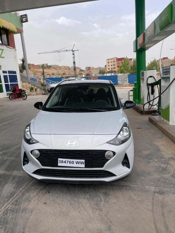 Location à Agadir –  Hyundai i10 - cars for rent on RENTS.ma