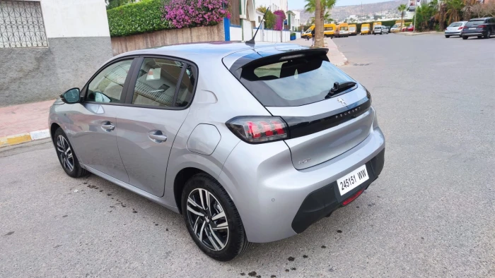 Peugeot 208 Diesel – Agadir - cars for rent in agadir - RENTS.ma