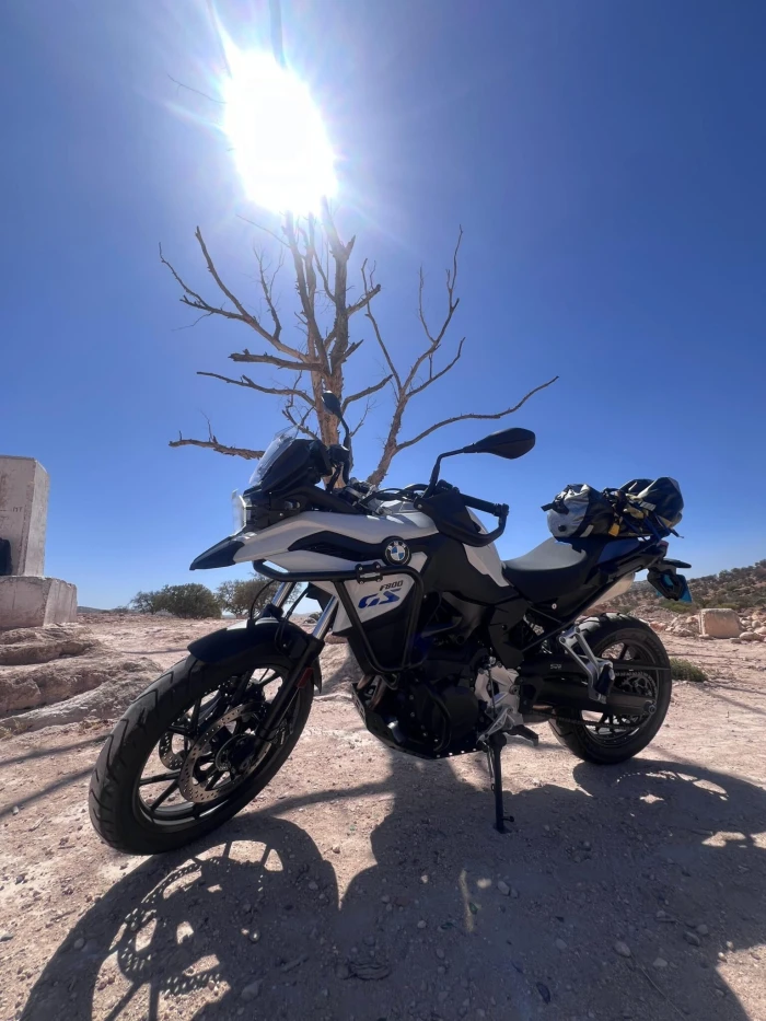 Ride 2 Atlas - Location Moto Marrakech - BMW 850 GS 40 YEARS EDITION - motorcycles for rent on RENTS.ma