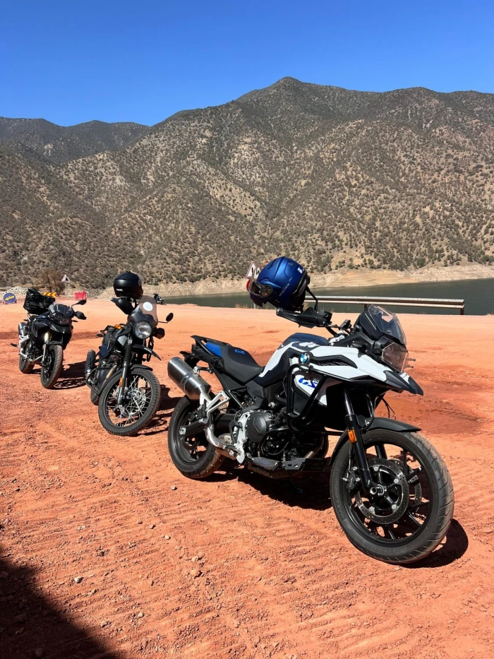 Ride 2 Atlas - Location Moto Marrakech - BMW 850 GS 40 YEARS EDITION - motorcycles for rent on RENTS.ma