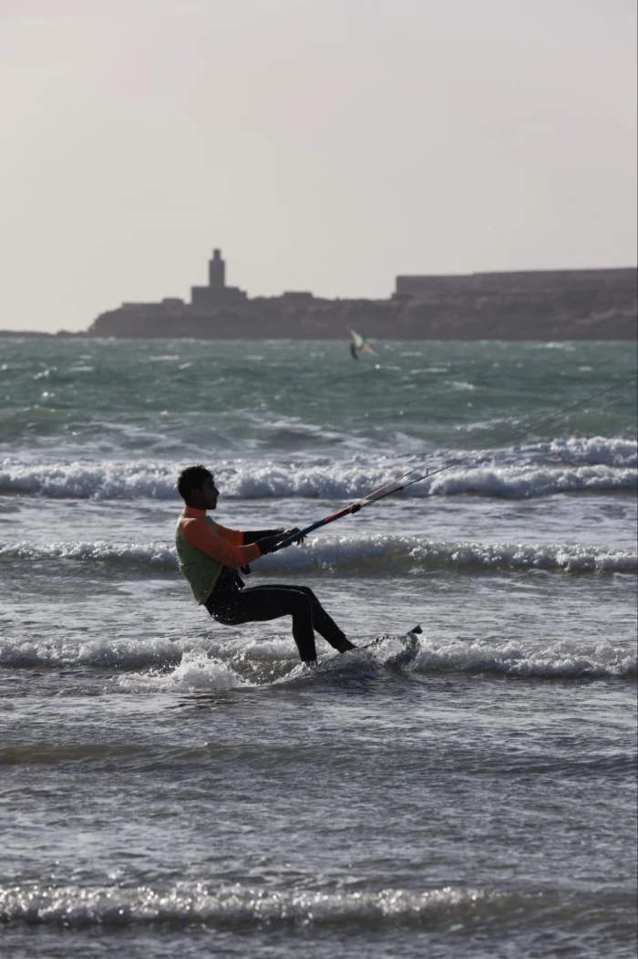 Kitesurf Day Trip - For All Levels in Essaouira - surf for rent in essaouira - RENTS.ma