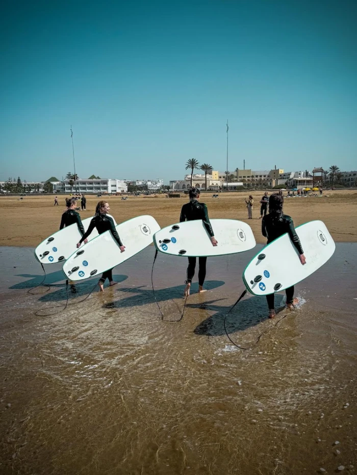 Cli Surf Tamraght -  Surf school in Tamraght - surf for rent in agadir - RENTS.ma