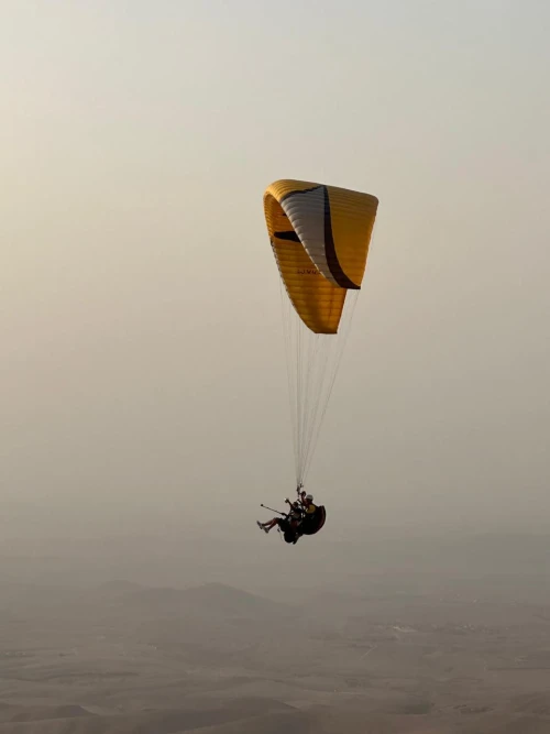 Paragliding with sunset in Agafay desert marrakech - activities for rent in marrakech - RENTS.ma