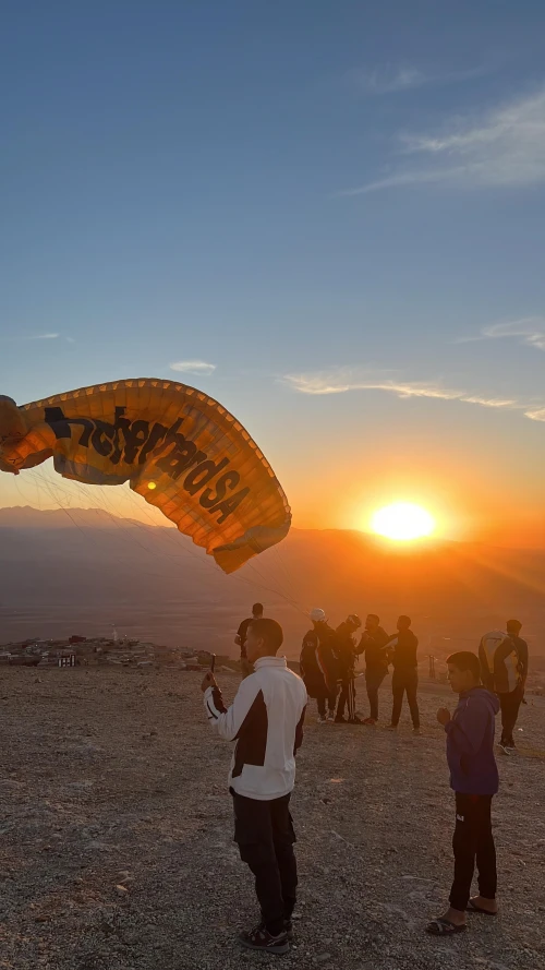 Paragliding with sunset in Agafay desert marrakech - activities for rent in marrakech - RENTS.ma