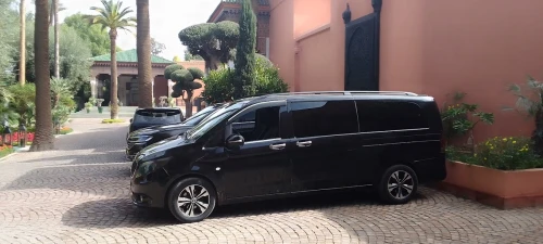 Transfert Taxi Marrakech -  Aeroport Marrakech navette médina ville - airport-taxis for rent in marrakech - RENTS.ma