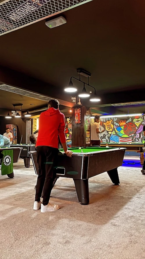 Clearance Club - Pool billard club rabat - billiard for rent in rabat - RENTS.ma