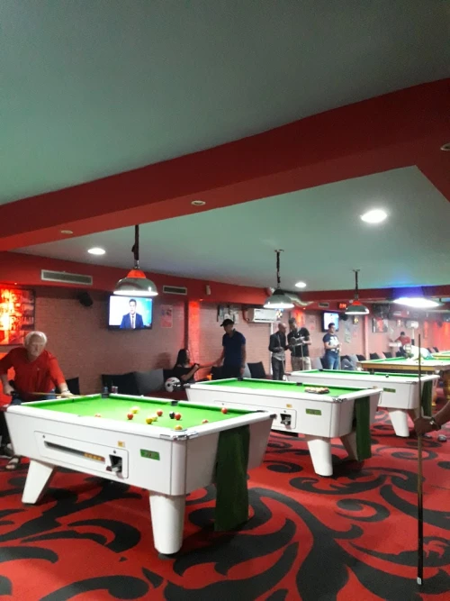 G-Pool - Pool hall in Marrakesh - billiard for rent in marrakech - RENTS.ma