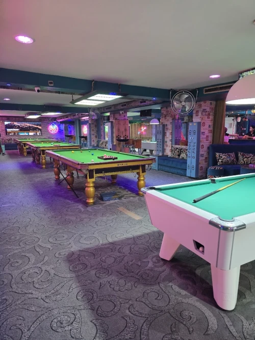 G-Pool - Pool hall in Marrakesh - billiard for rent in marrakech - RENTS.ma