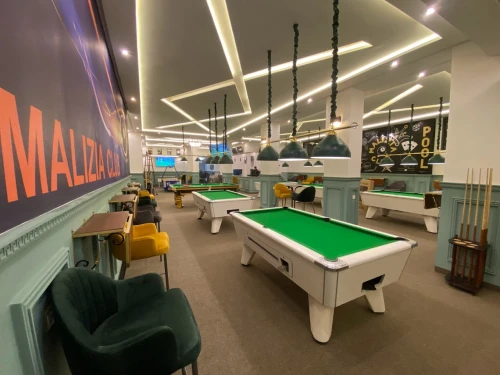 Pool billard club - Malizia Club - billiard for rent in marrakech - RENTS.ma