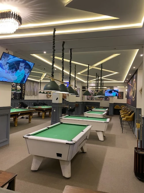 Pool billard club - Malizia Club - billiard for rent in marrakech - RENTS.ma