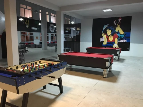 Laser Games pool marrakech - billiard for rent in marrakech - RENTS.ma