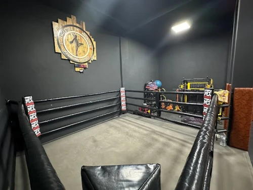 Kickboxing Morocco Gym – Elite Training in Agadir - boxing for rent in agadir - RENTS.ma