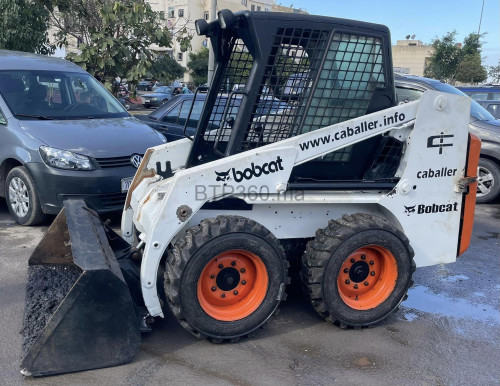 Mini chargeuse Bobcat - engins for rent in marrakech - RENTS.ma