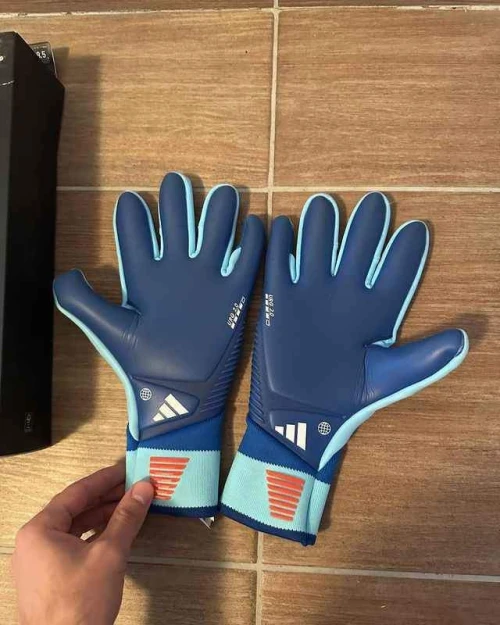 gants adidas pro - football for rent in casablanca - RENTS.ma