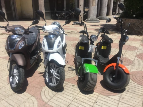 Vespa Plaza Marrakech - Scooters Rental - scooters for rent in marrakech - RENTS.ma