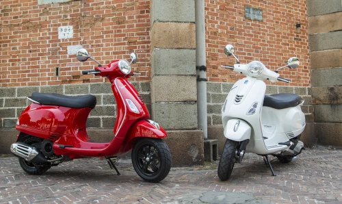 Vespa Plaza Marrakech - Scooters Rental - scooters for rent in marrakech - RENTS.ma