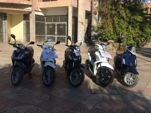 Vespa Plaza Marrakech - Scooters Rental - scooters for rent in marrakech - RENTS.ma