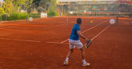 Location terrains de tennis - tennis for rent in marrakech - RENTS.ma