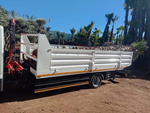 Camion iveco 2024 - trucks for rent in casablanca - RENTS.ma